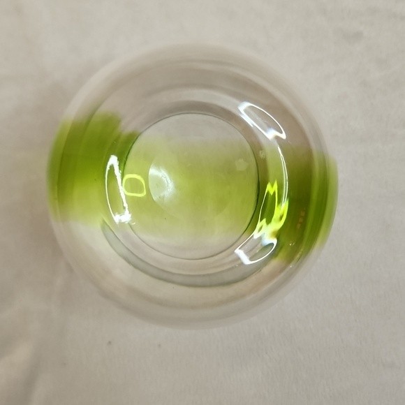 Clear vase hand blown heavy art glass with lime green clear stripe - Picture 7 of 10